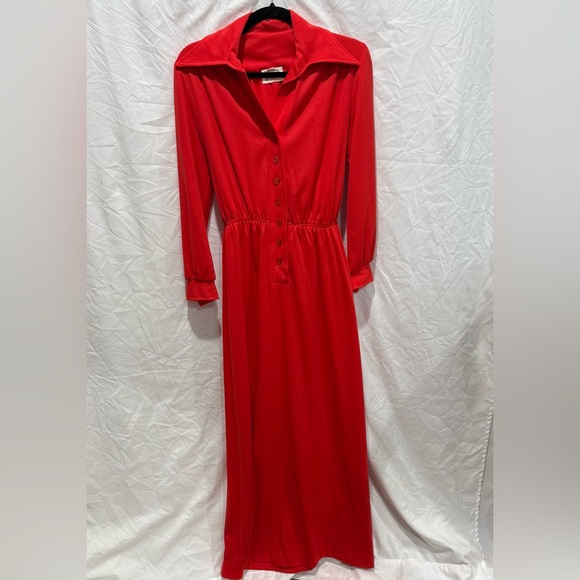 Dresses & Skirts - Vintage‎ Red Long Sleeve Button Front Maxi Collared Dress 14 Made in USA Pinup